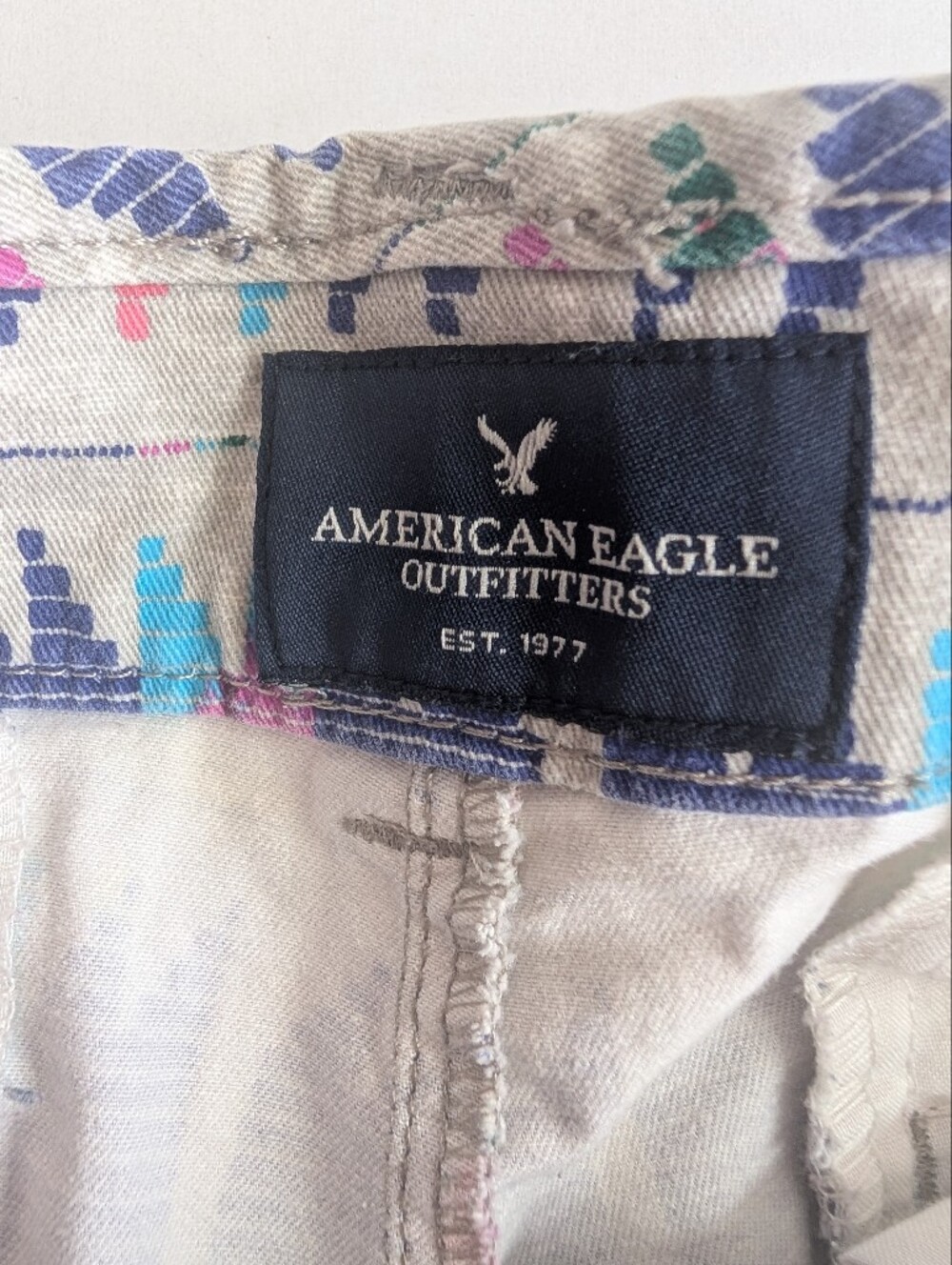 American Eagle Stretch MIDI Shorts 6 Boho Woven Geometric Pattern Multicolour - Picture 3 of 8